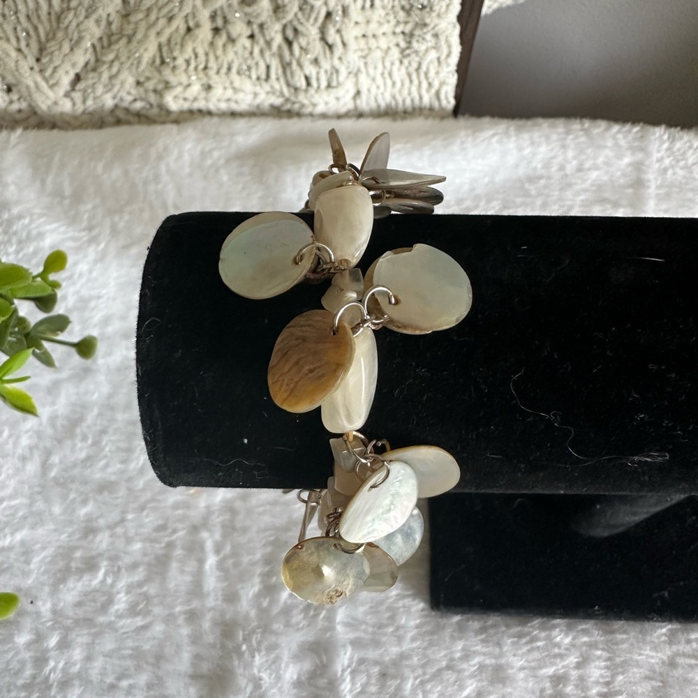Seashell Bracelet - image 2